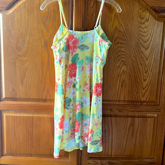 Almost FAMOUS SPAGHETTI ADJUSTABLE STRAPS FLORAL BODY CON DRESS - Picture 5 of 10